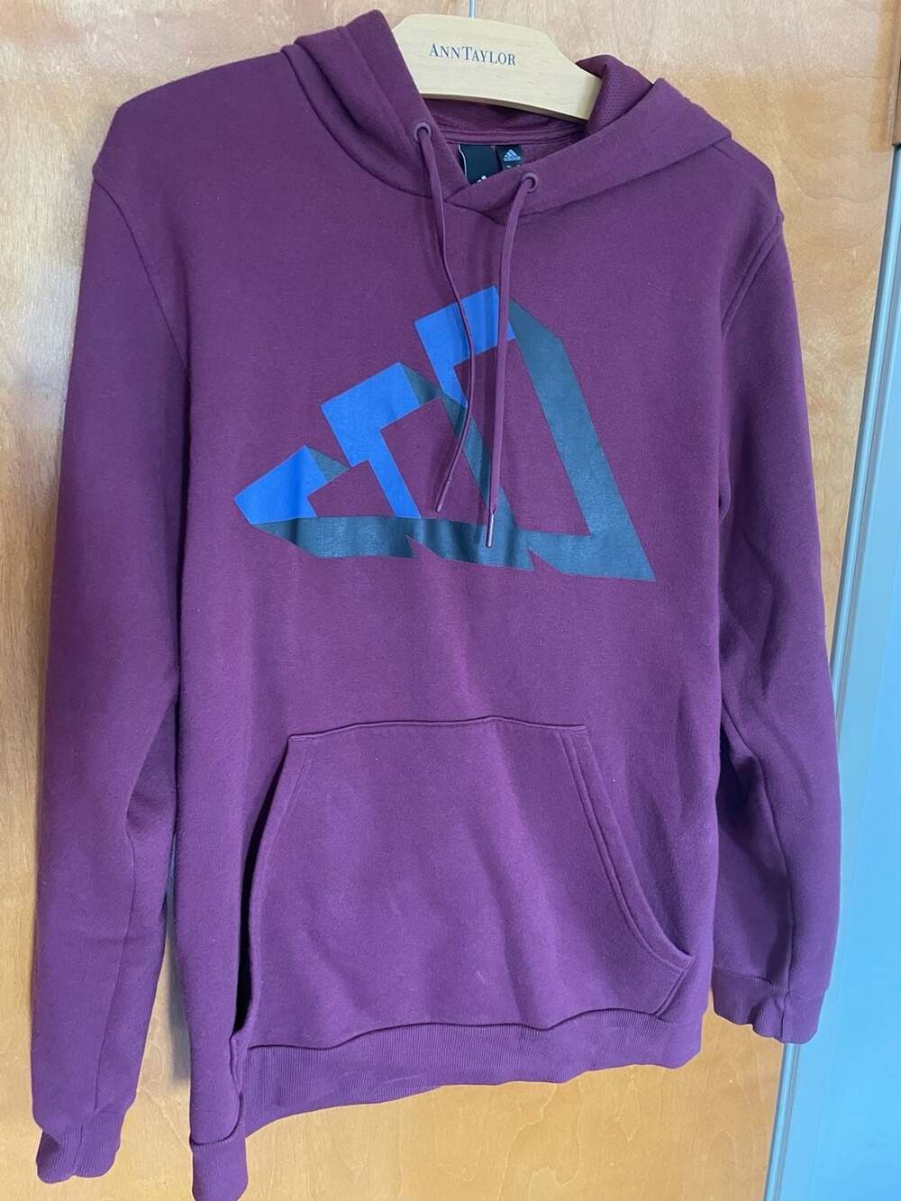 Adidas Men's Size S Maroon Graphic Pullover Hoodie